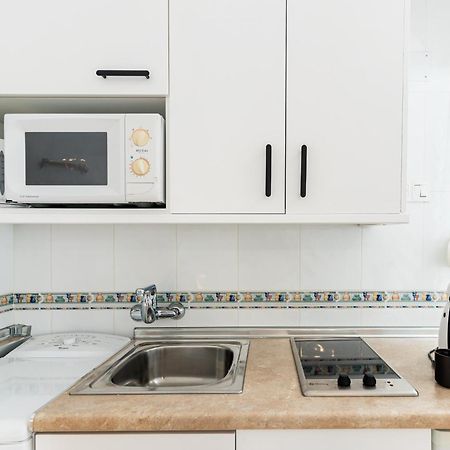 Blonzu Benin Apartment เบนัลมาเดนา ภายนอก รูปภาพ