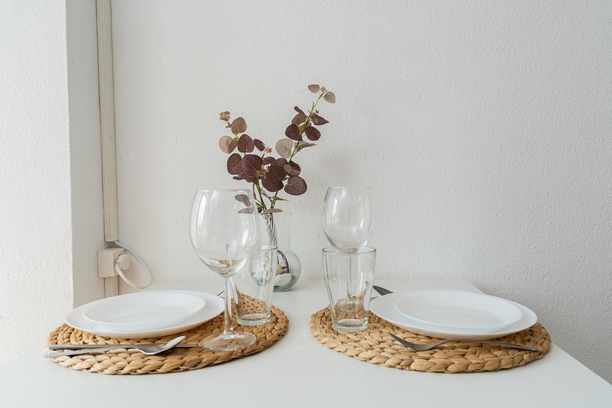 Blonzu Benin Apartment เบนัลมาเดนา ภายนอก รูปภาพ