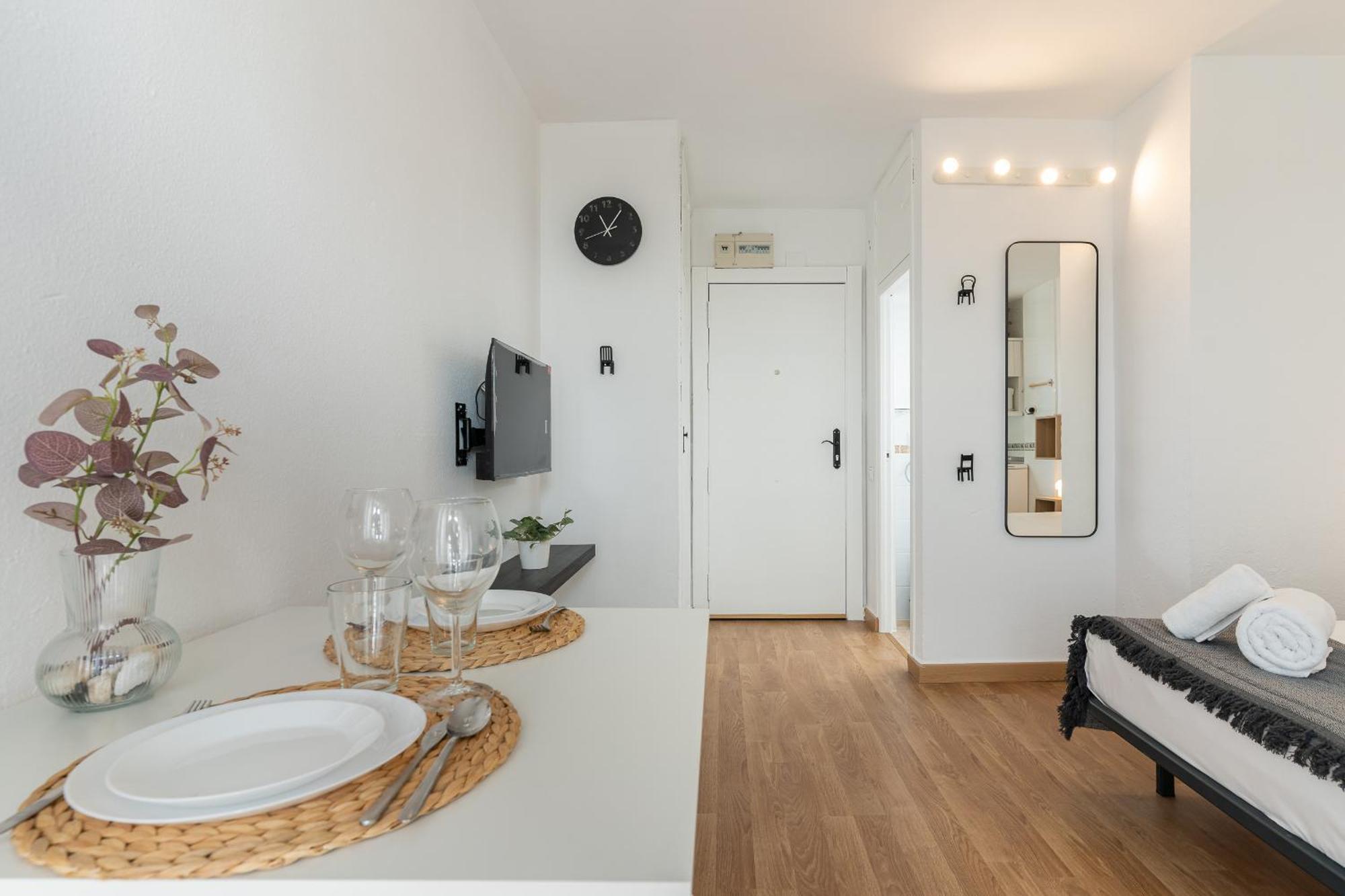 Blonzu Benin Apartment เบนัลมาเดนา ภายนอก รูปภาพ